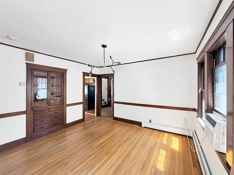 61 Moraine St #61 — Photo 22