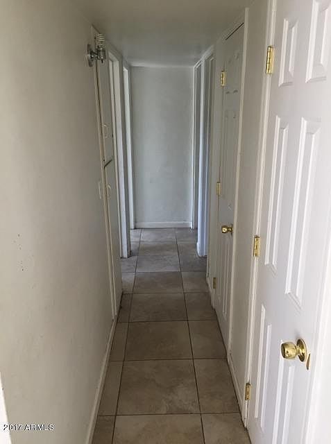 1st image of 912 E 6th Ave