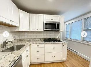 130-132 P St #1, Boston, MA 02127