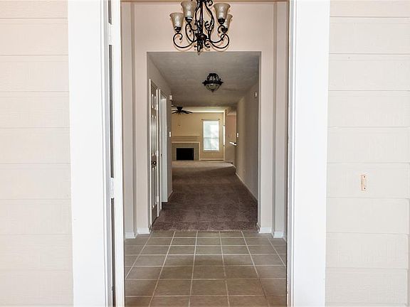 3rd image of 7302 Autumn Bluff Ln