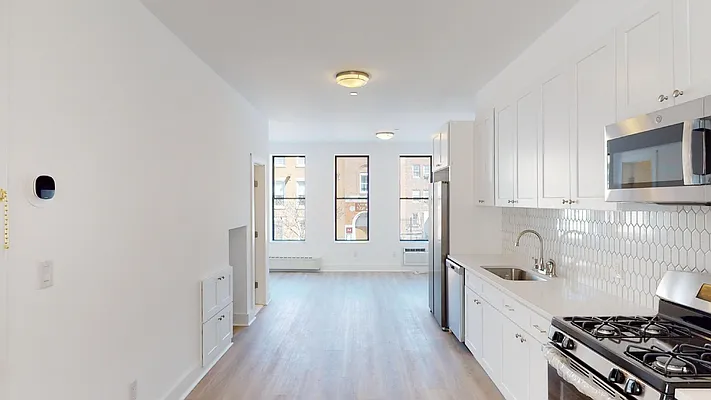 Rented by Corcoran | media 16