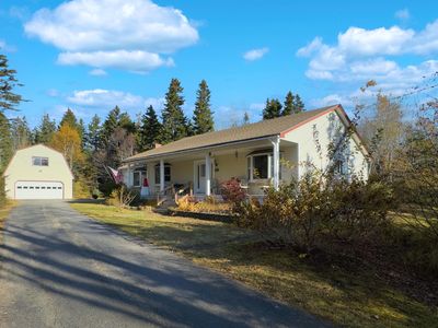 105 S South Shore Drive, Owls Head, ME, 04854