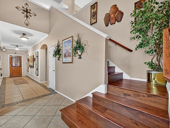 4th image of 9956 Delamere Dr