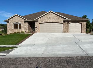 6503 Bandon Ln, Rapid City, SD 57702