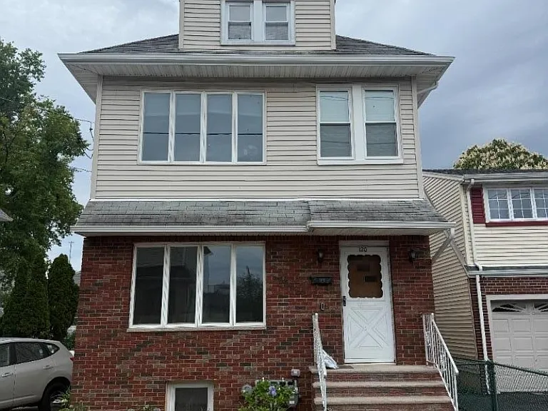 120 Market St #1 — Photo 1