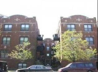 1651 W Addison St #3, Chicago, IL 60613
