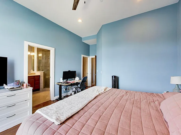 2342 W North Ave #401 — Photo 11