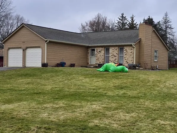 1504 Sudeenew Dr, Johnsburg, IL 60051