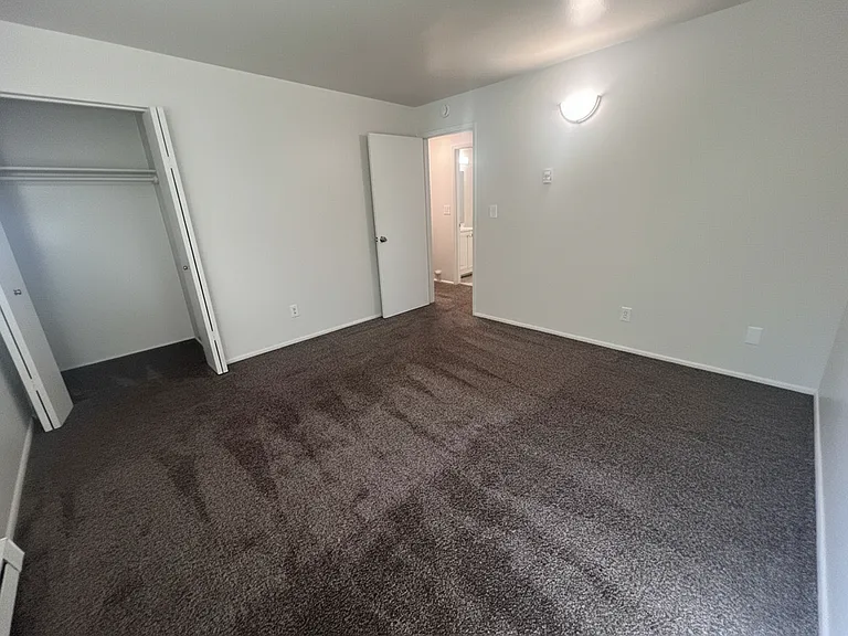 LC125th Townhomes — Photo 8