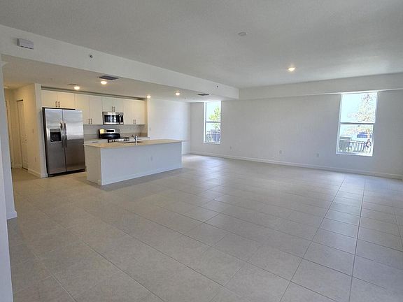 5th image of 15671 SW 280th St #9