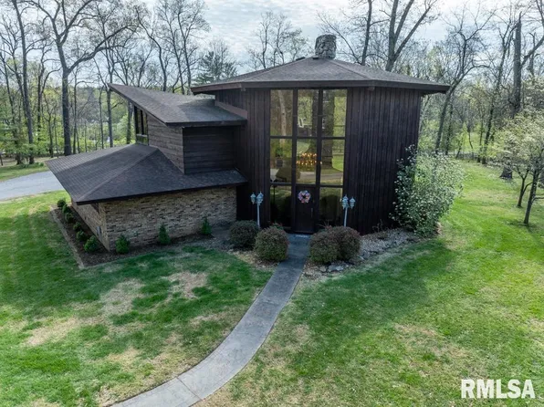 509 Forest Dr, Herrin, IL 62948