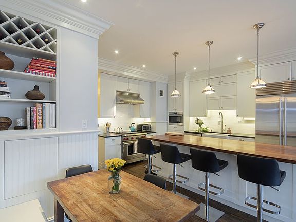 5th image of 101 W 81st St APT 614