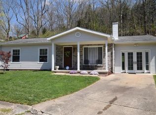 1956 Long Meadow Dr, Charleston, WV 25320
