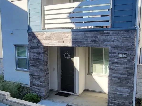 27120 Purple Sage Ct, Valencia, CA 91381