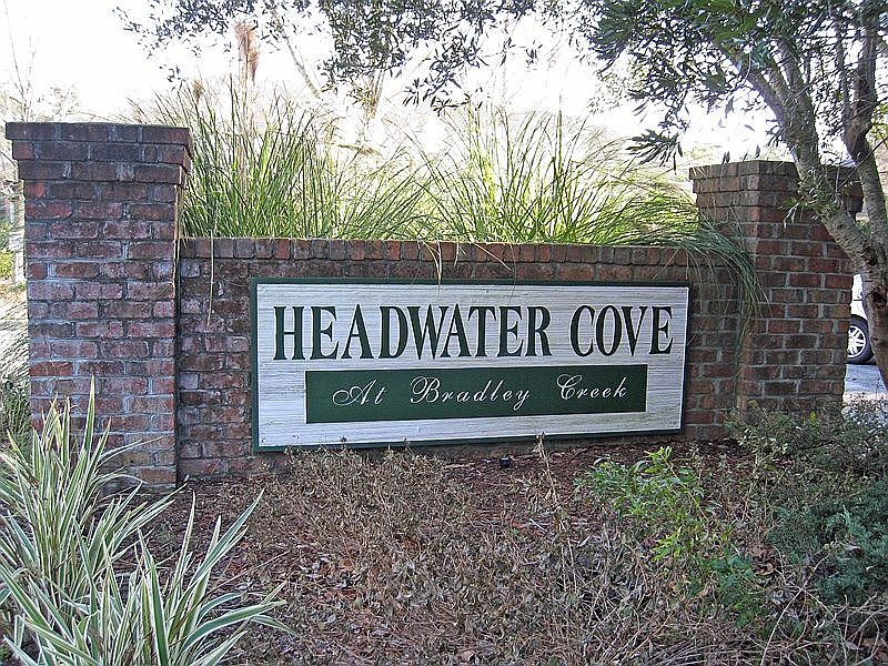 1064 Headwater Cove Ln, Wilmington, NC 28403