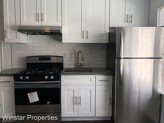 5th image of 141 S Normandie Ave APT 27