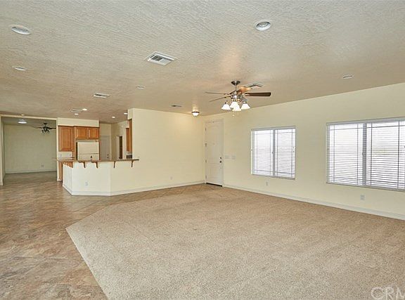 5th image of 32694 Amarylis Ave
