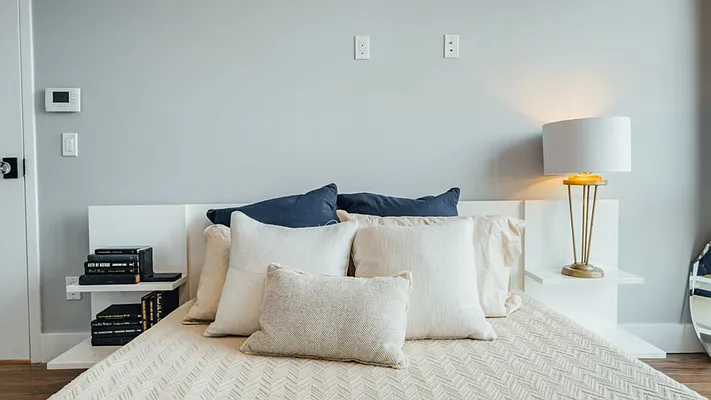 Rented by Nooklyn NYC LLC | media 47