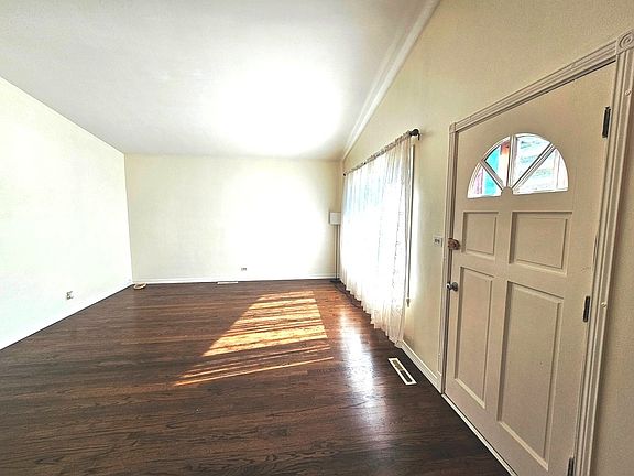 3rd image of 8522 W Normal Ave