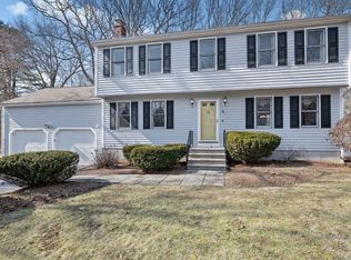 4 Patrick Rd, Hopedale, MA 01747