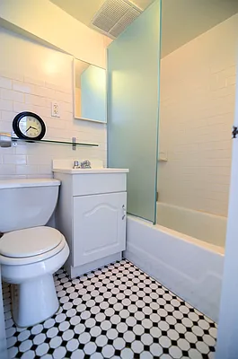 Rented by Fay Kong, LREB | media 8