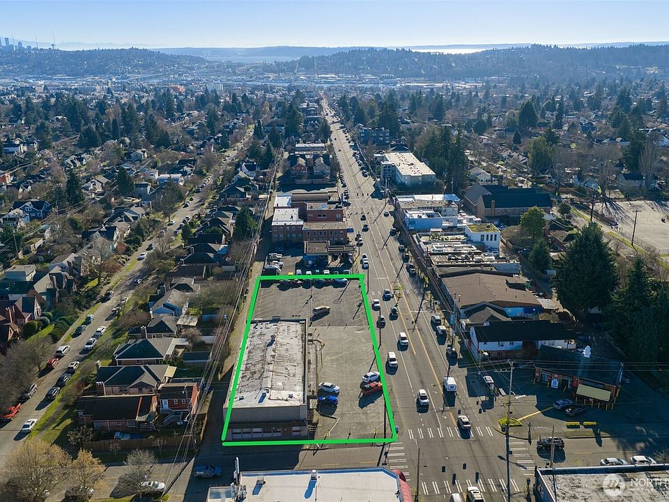 2nd image of 2363 NW 80TH Street