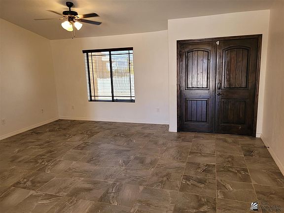 3rd image of 27400 Sage Ave