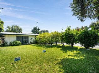 836 E Glenlyn Dr, Azusa, CA 91702