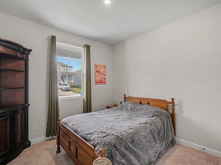 139 Millbrook Dr — Photo 16