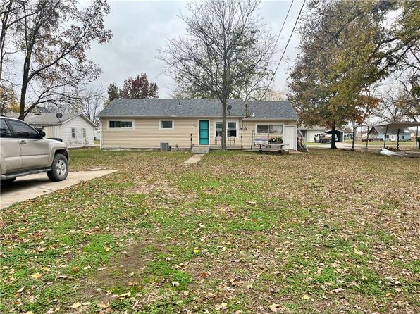 316 N Webster St, Erie, KS 66733