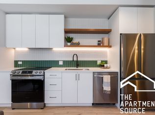 1712 Oak Ave #204, Evanston, IL 60201