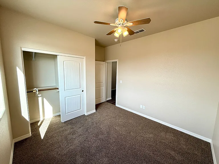 3611 Charleston Loop — Photo 17
