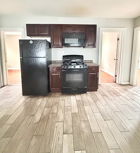 198 Wolcott St #1A Photo 1