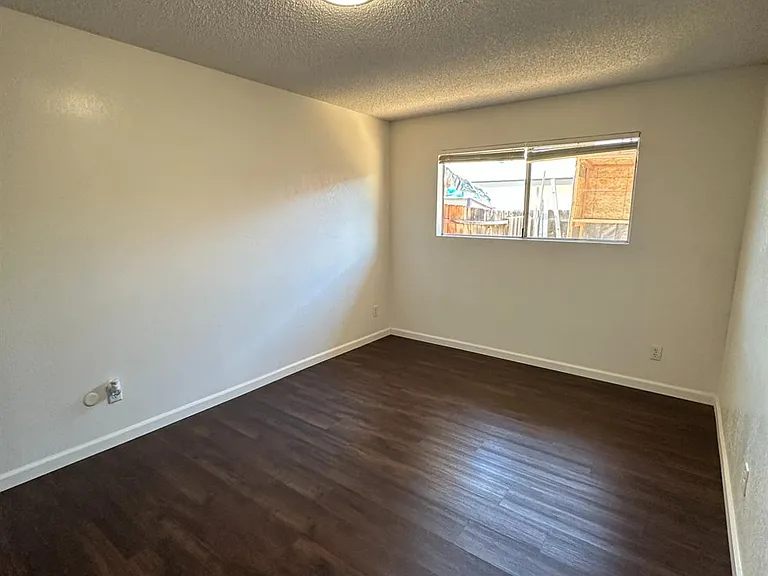 1409 W Fairmont Ave #C — Photo 13