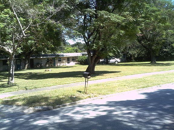 2nd image of 1835 Karolina Ave #1-4