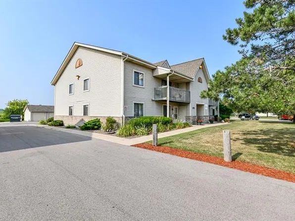 141 Wolf Run, 141 Wolf Run #Cedb9f89c, Mukwonago, WI 53149