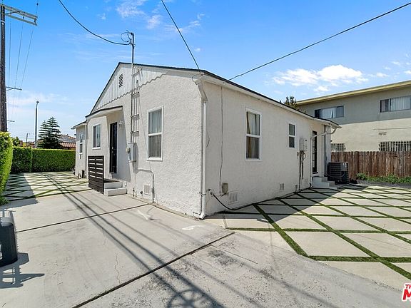4th image of 1978 S Holt Ave