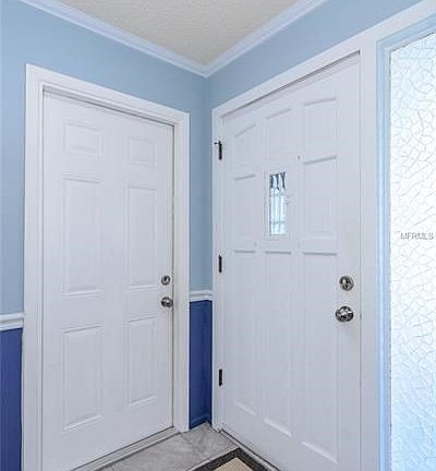 Front Door Entry & Garage Door Entry merge into the Small Foyer.
