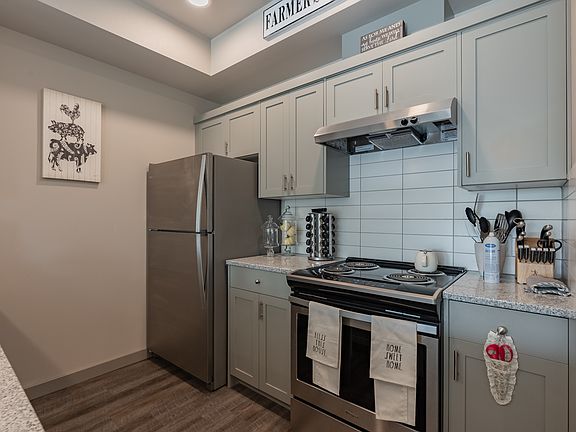 2nd image of 221 Prince Ave Unit 206