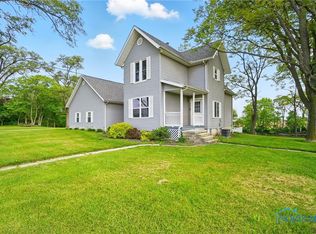 13929 W Portage River South Rd, Oak Harbor, OH 43449