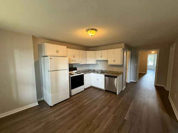 828 Chicopee St #5