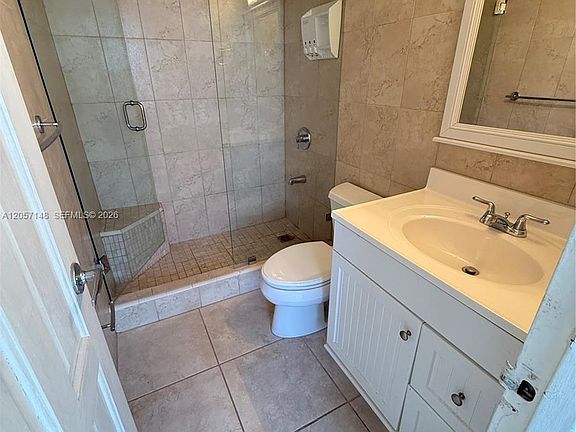 5th image of 5313 Collins Ave APT 1008
