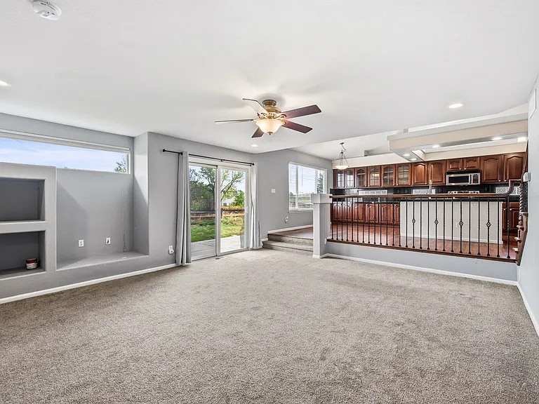 52801 Foxborough Ct — Photo 30