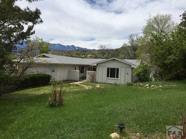 1st image of 4837 Lakeview Cir