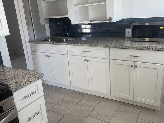 2nd image of 19 S Hollywood Ave APT 4