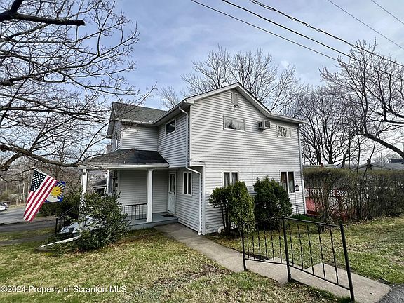 5th image of 833 Pancoast St