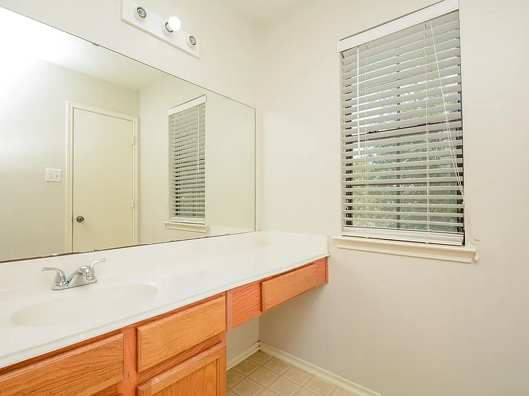 6835 Lower Arrow Dr — Photo 25