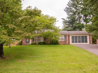 1615 Dellwood Ave, Cookeville, TN 38506