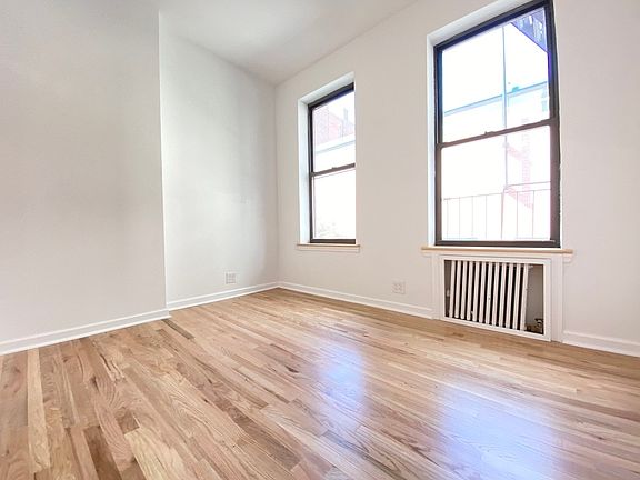 2nd image of 352 E 91st St APT 9