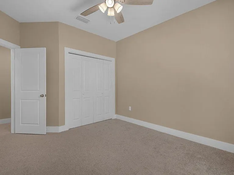 431 Adams Ave — Photo 21
